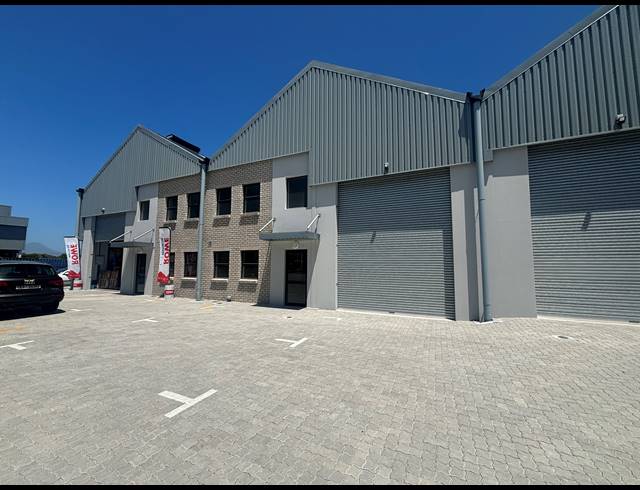 333M² WAREHOUSE TO LET IN FIRGROVE